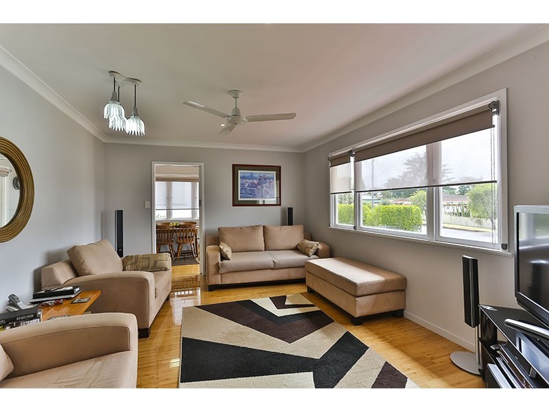 33 McCafferty Street, Wilsonton QLD 4350