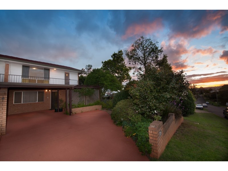 Unit 2/4 Muir Street, Harlaxton QLD 4350