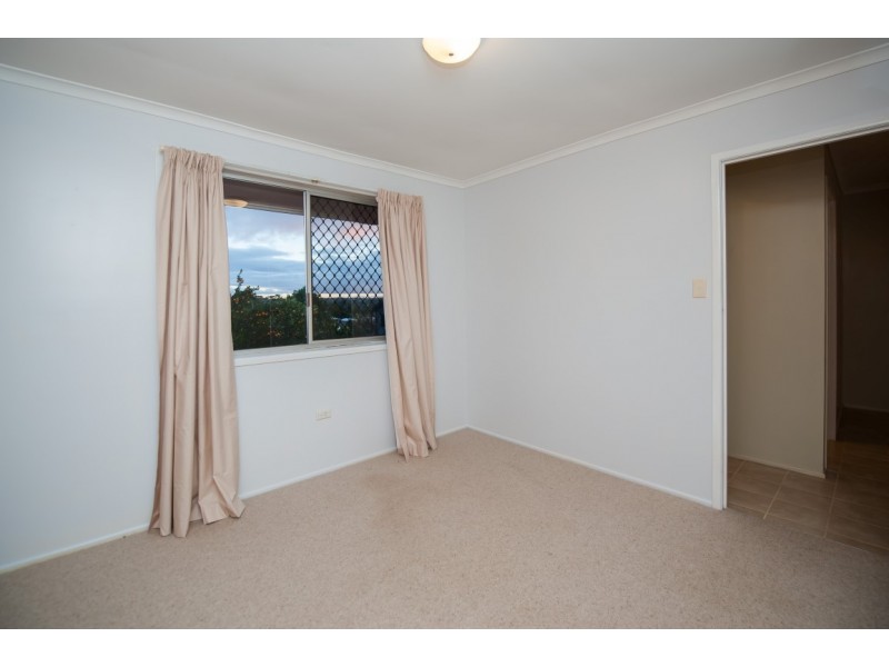 Unit 2/4 Muir Street, Harlaxton QLD 4350