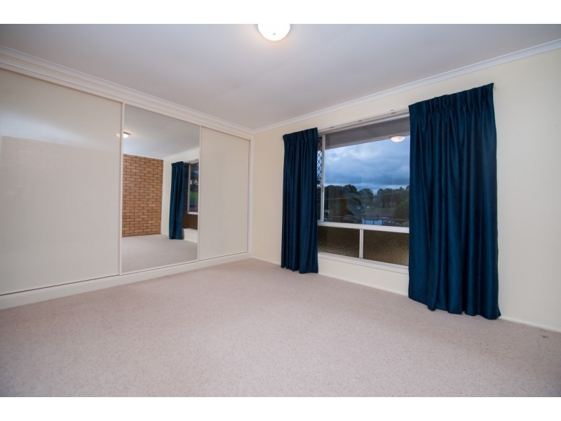 Unit 2/4 Muir Street, Harlaxton QLD 4350