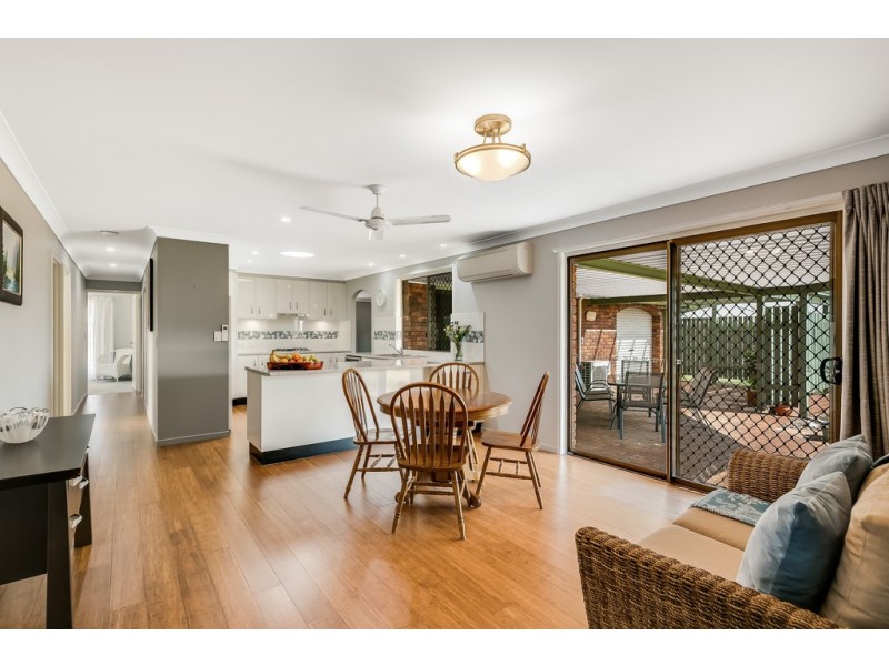 25 Jull Drive, Centenary Heights QLD 4350