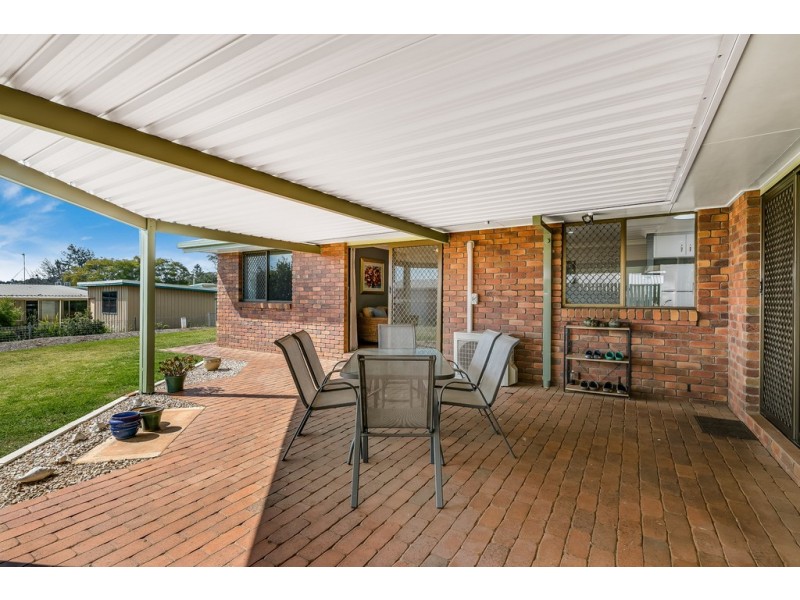 25 Jull Drive, Centenary Heights QLD 4350