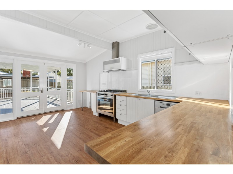 23 Doncaster Street, Newtown QLD 4350