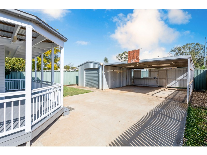 23 Doncaster Street, Newtown QLD 4350