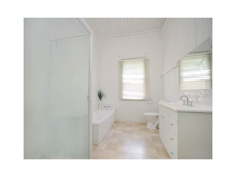 8 Kirk Street, Toowoomba City QLD 4350
