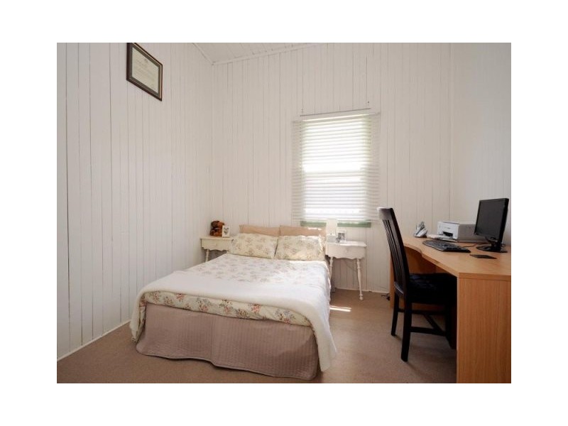 8 Kirk Street, Toowoomba City QLD 4350
