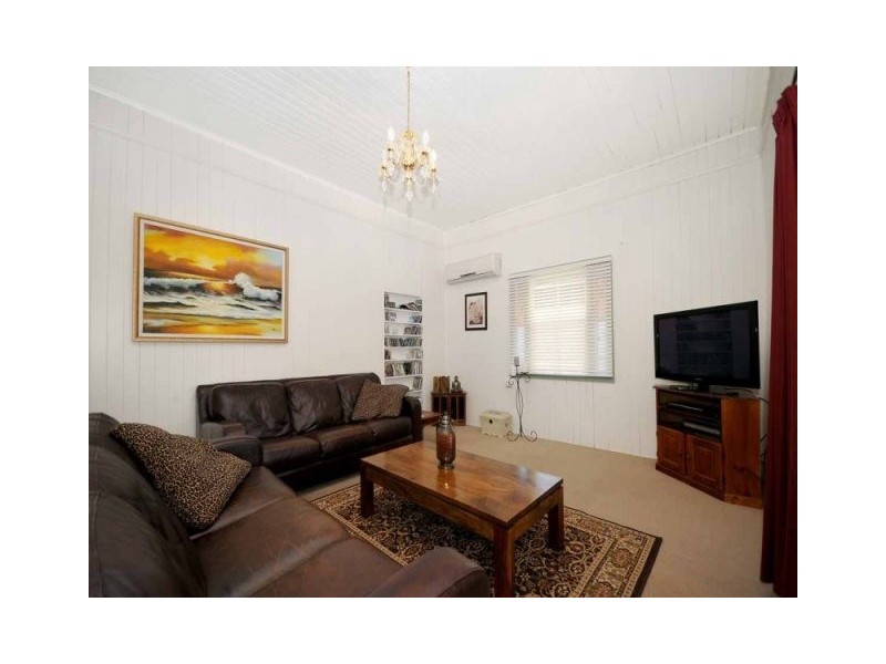 8 Kirk Street, Toowoomba City QLD 4350