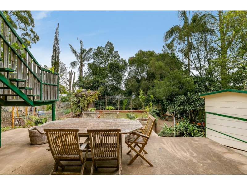 3 Peter Street, Mount Lofty QLD 4350