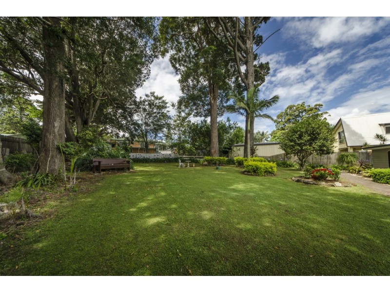 23 Barrymount Crescent, Mount Lofty QLD 4350