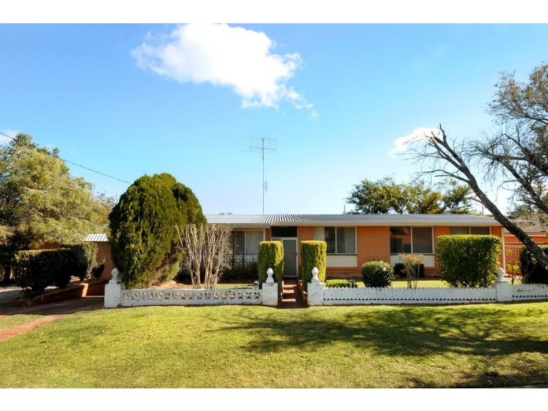 145 Curzon Street, Rangeville QLD 4350