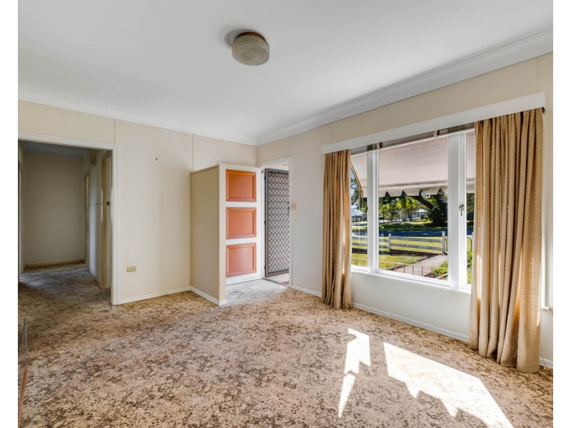 44 Long Street, Rangeville QLD 4350