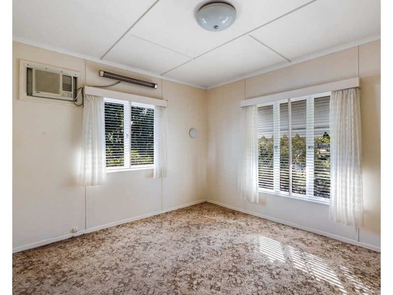 44 Long Street, Rangeville QLD 4350