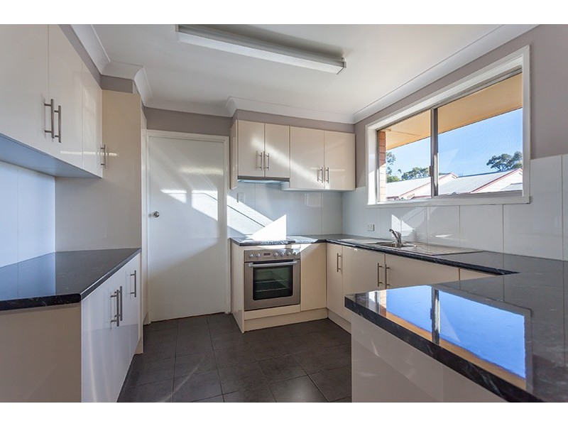 2 Priest Street, Rockville QLD 4350