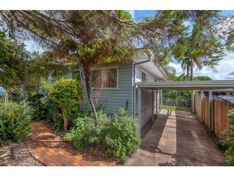 15 Dunkley Street, South Toowoomba QLD 4350