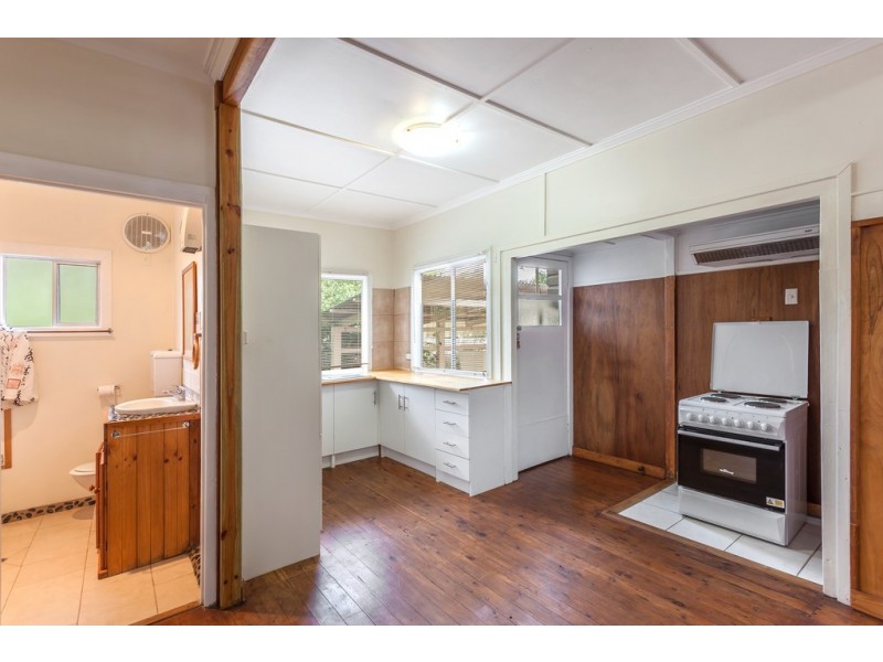 15 Dunkley Street, South Toowoomba QLD 4350