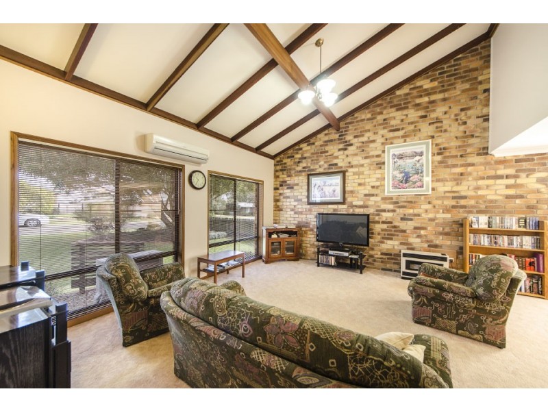 12 Jakirralee Court, Middle Ridge QLD 4350