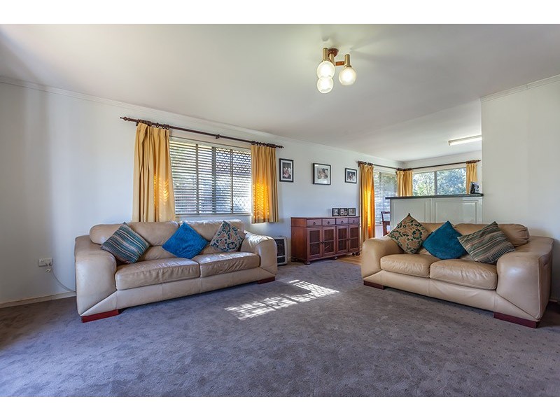 12 Elworthy Street, Harlaxton QLD 4350