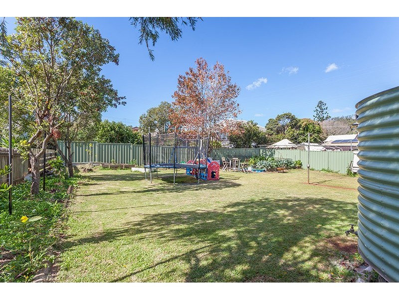 12 Elworthy Street, Harlaxton QLD 4350