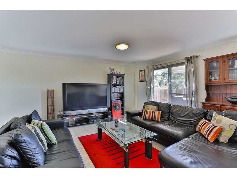 5 Willowburn Drive, Rockville QLD 4350