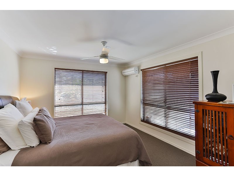 5 Willowburn Drive, Rockville QLD 4350