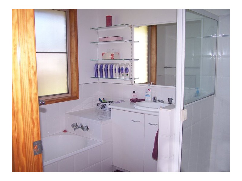 8 Abelia Street, Harlaxton QLD 4350