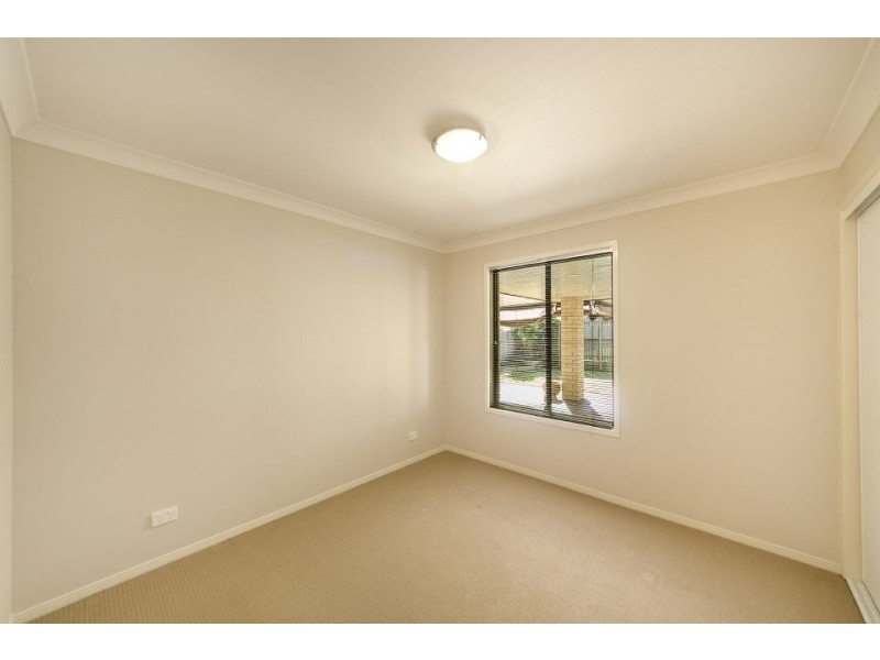 627 Hume Street, Kearneys Spring QLD 4350