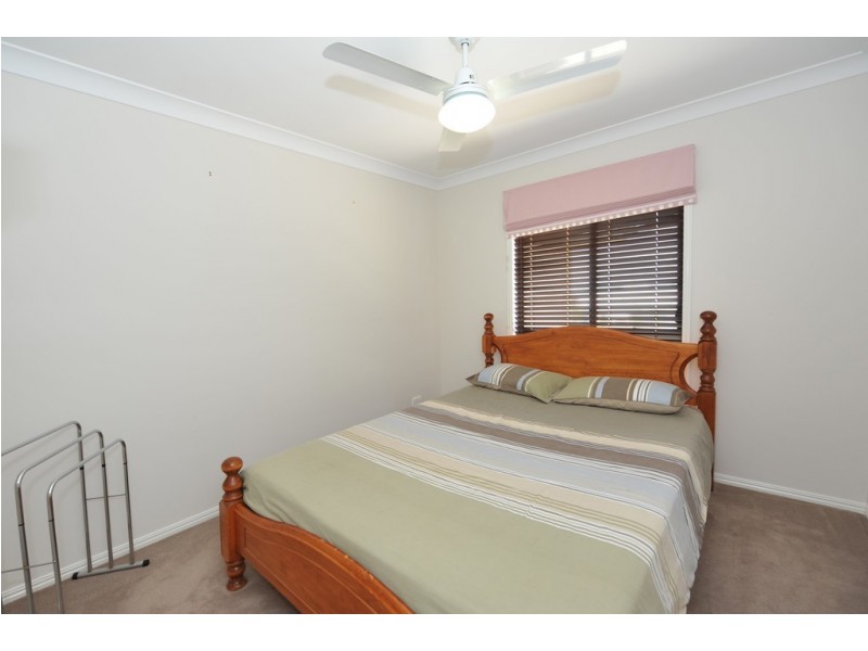 27 Wareena Crescent, Glenvale QLD 4350