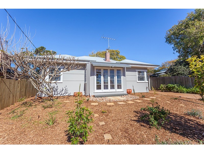 130 Perth Street, South Toowoomba QLD 4350