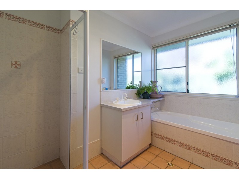 17 Strohfeldt Street, Middle Ridge QLD 4350