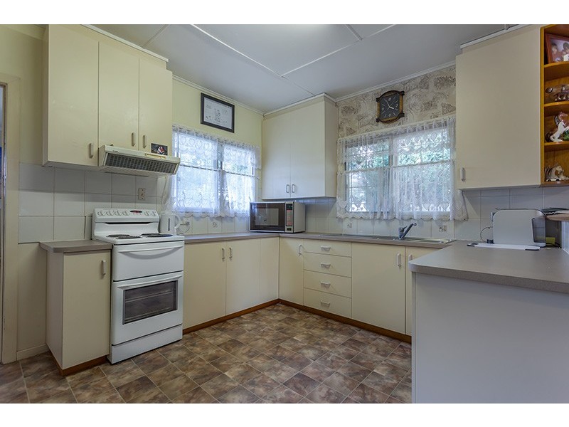 21 Dunne Street, Harristown QLD 4350