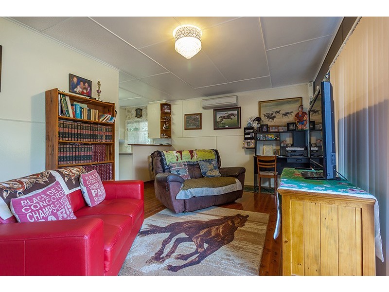 21 Dunne Street, Harristown QLD 4350