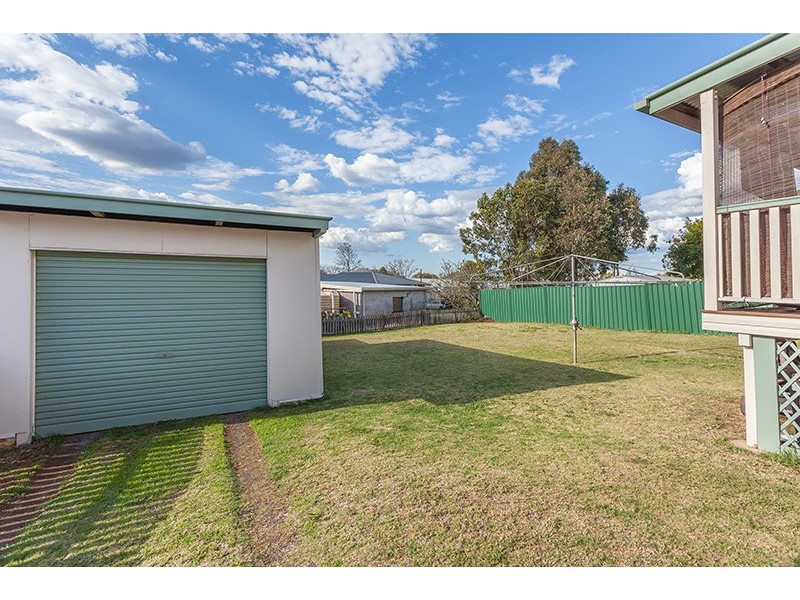 21 Dunne Street, Harristown QLD 4350