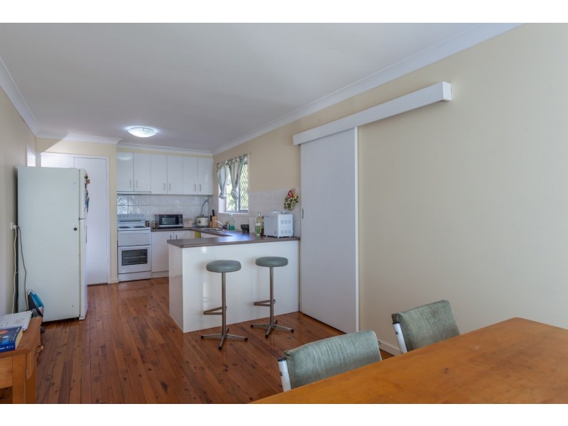 2a Hillside Street, Newtown QLD 4350