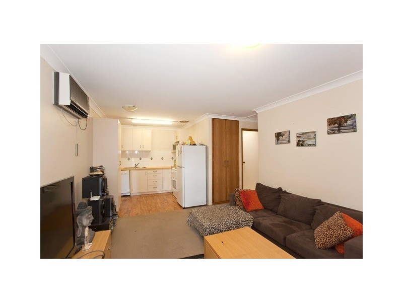 1/7 Damien Crescent, Kearneys Spring QLD 4350