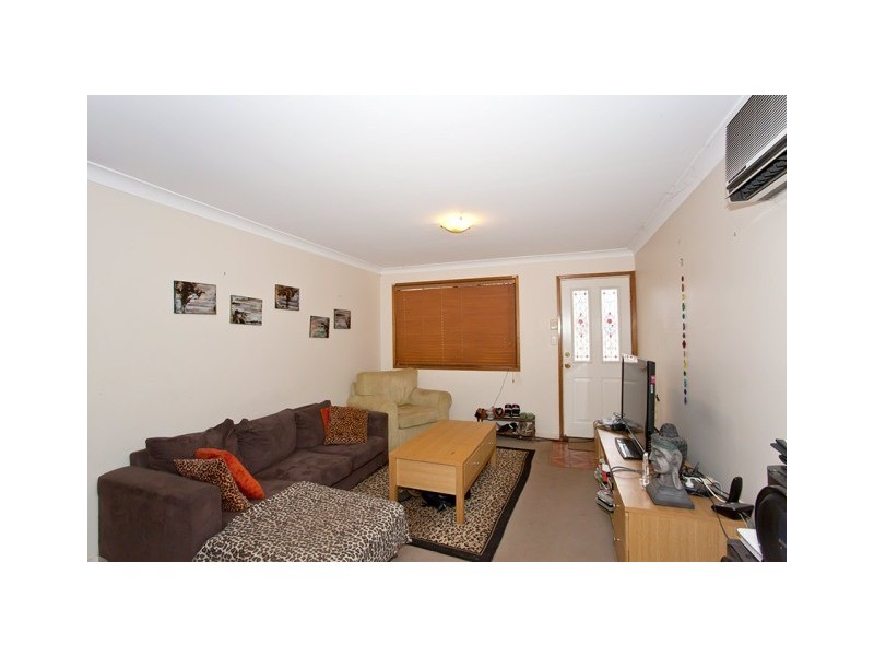 1/7 Damien Crescent, Kearneys Spring QLD 4350