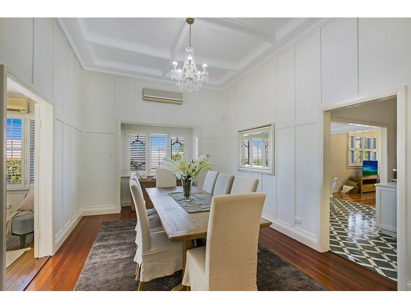 10 Crown Street, Rangeville QLD 4350