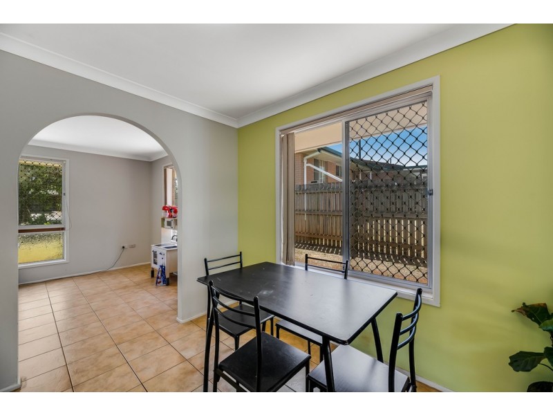 28 Hinkler Crescent, Wilsonton QLD 4350