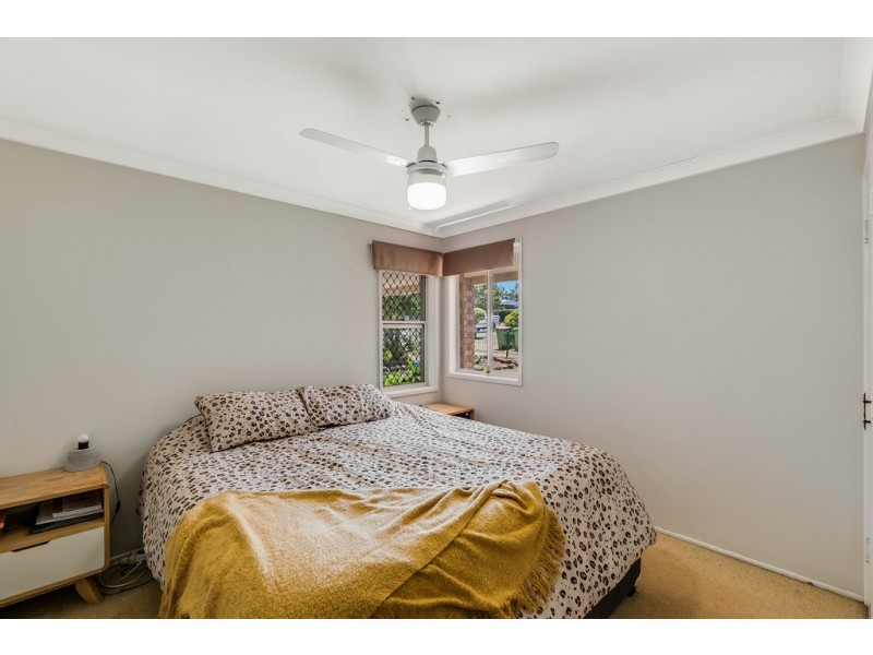 28 Hinkler Crescent, Wilsonton QLD 4350