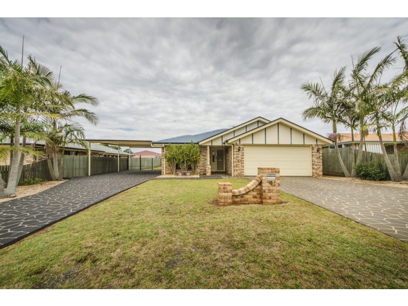 6 Chifley Court, Middle Ridge QLD 4350