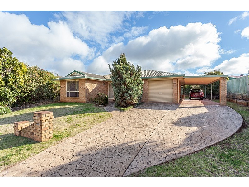 91 Hursley Road, Glenvale QLD 4350