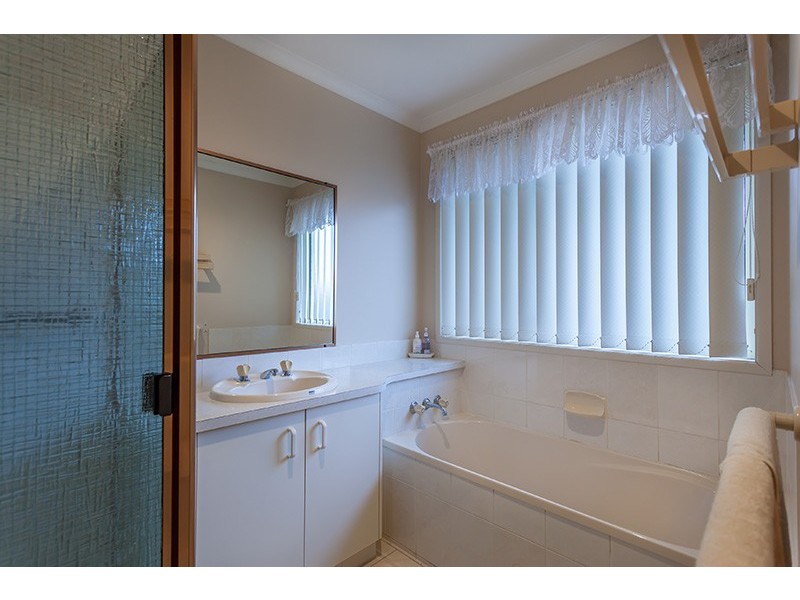 91 Hursley Road, Glenvale QLD 4350