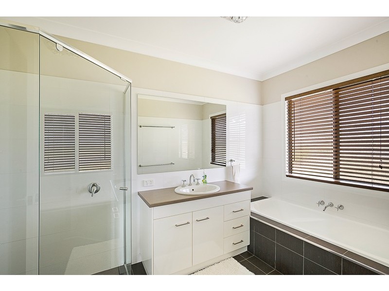 18 Archer Crescent, Preston QLD 4352