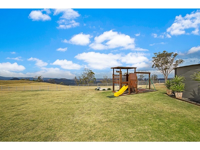 18 Archer Crescent, Preston QLD 4352