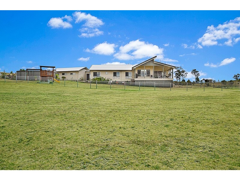 18 Archer Crescent, Preston QLD 4352