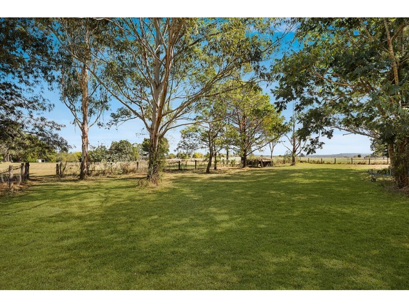 39 Cawdor Road, Highfields QLD 4352