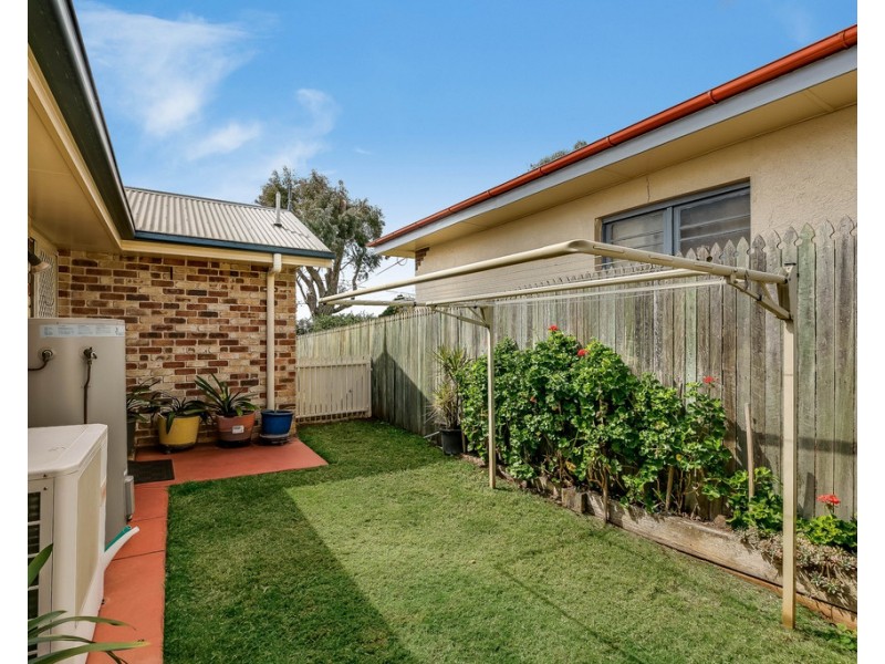 Unit 1/44 Hunter Street, Centenary Heights QLD 4350