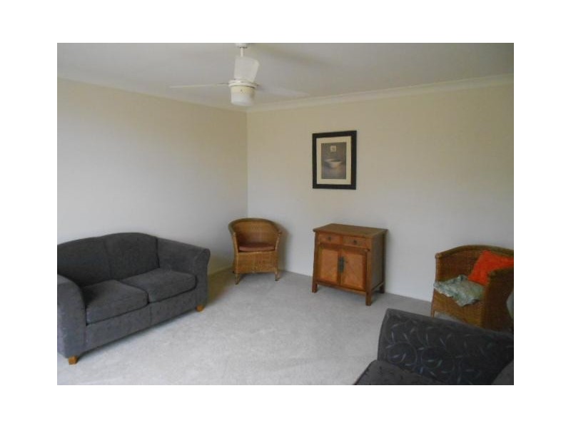 434 West street, Kearneys Spring QLD 4350