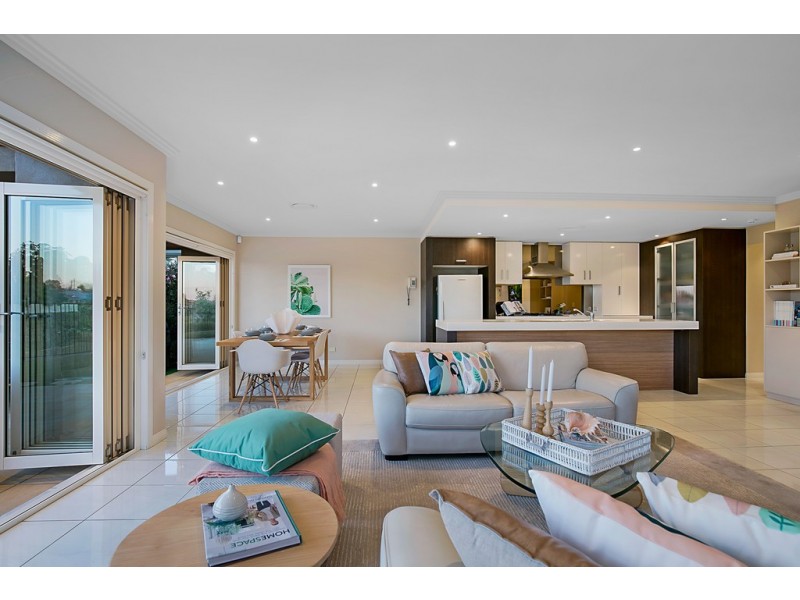 17 Bridget Court, Middle Ridge QLD 4350