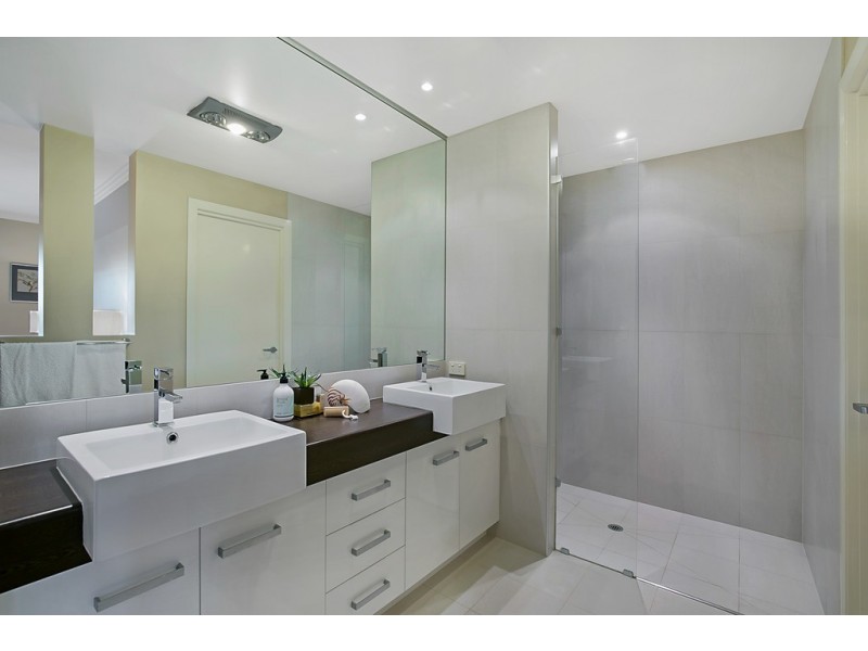 17 Bridget Court, Middle Ridge QLD 4350