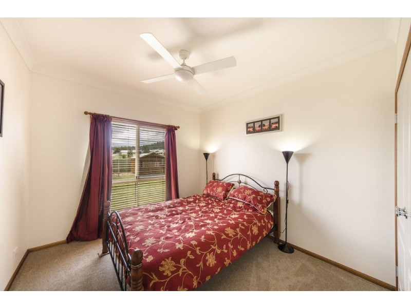 30 Tennyson Court, Westbrook QLD 4350